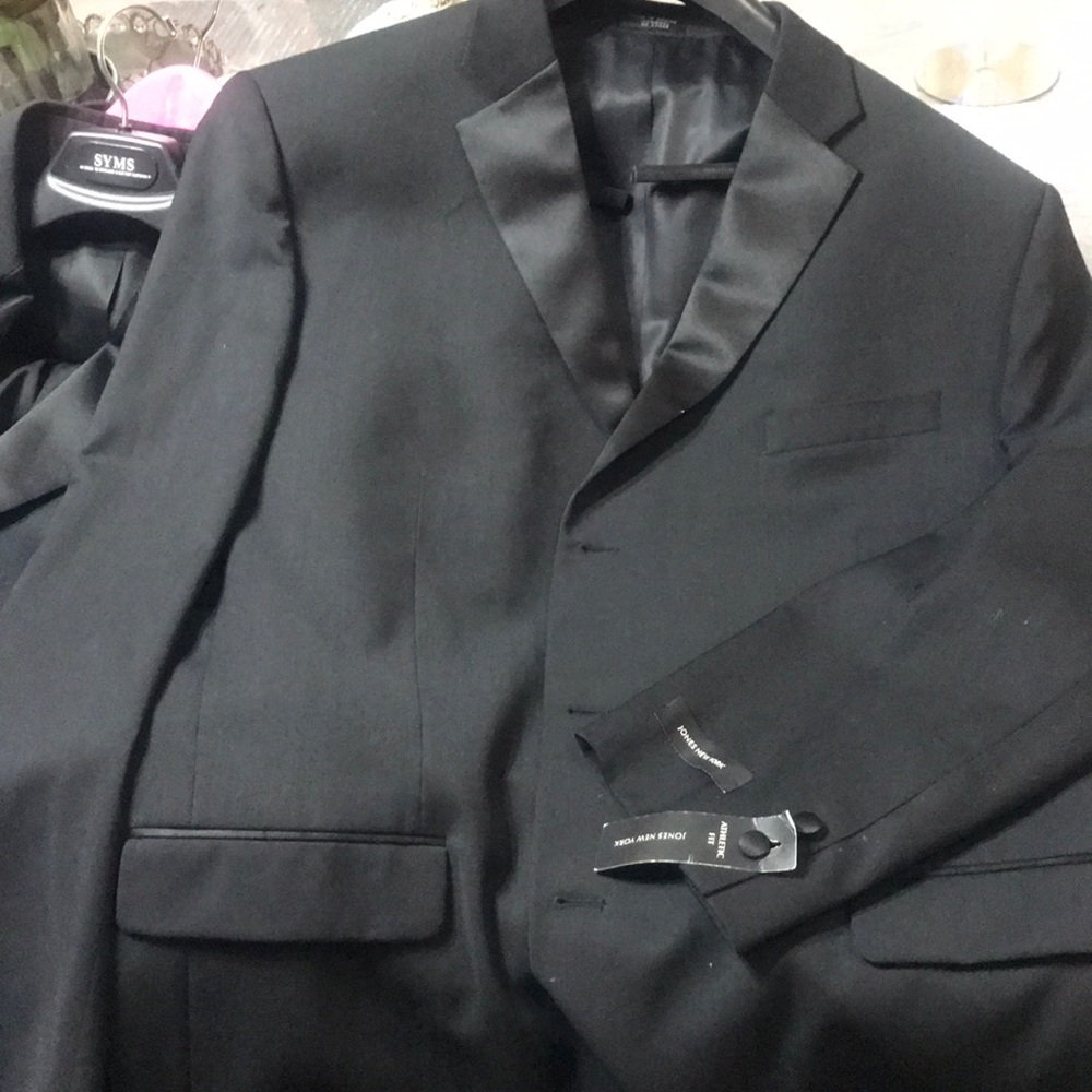 2JONES NEW YORK  tuxedos